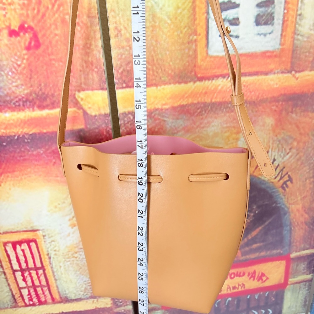 Mansur Gavriel Cammello/Rosa Leather Mini Bucket Bag - Picture 6 of 10